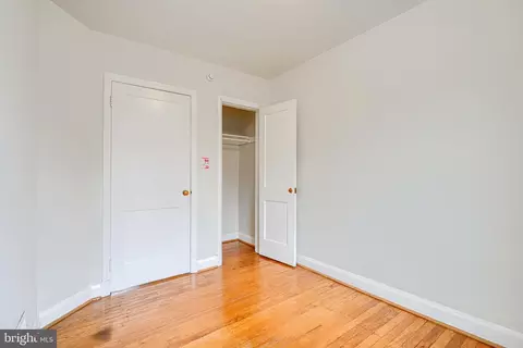 Bedroom - 146 Dumbarton Rd, Baltimore, MD 21212 photo 5 of 10