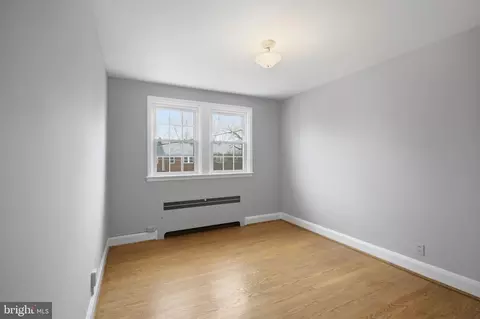 Bedroom - 214 Murdock Rd, Baltimore, MD 21212 photo 7 of 9