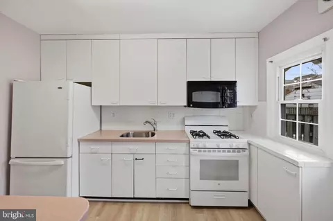 Kitchen - 214 Murdock Rd, Baltimore, MD 21212 photo 1 of 1