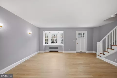 Living - 214 Murdock Rd, Baltimore, MD 21212 photo 3 of 8