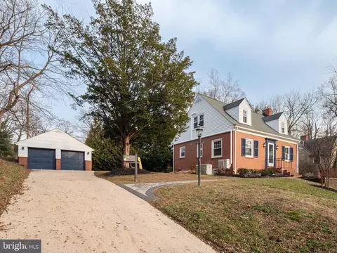 7 Overhill Rd, Catonsville, MD 21228