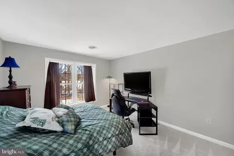 Bedroom - 15910 Dark Hollow Rd, Upperco, MD 21155 photo 5 of 6