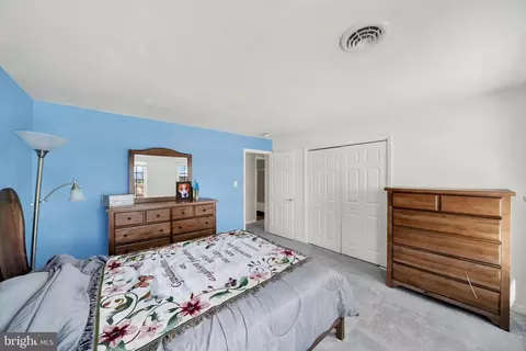Bedroom - 15910 Dark Hollow Rd, Upperco, MD 21155 photo 4 of 6