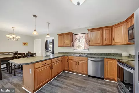 Kitchen - 15910 Dark Hollow Rd, Upperco, MD 21155 photo 1 of 1