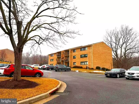 3 Summit Hill Ct #C-1, Catonsville, MD 21228
