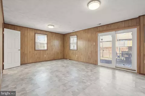 8 Middleview Ct, Windsor Mill, MD 21244 photo 30