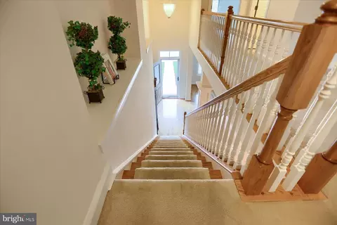 Entry Way - 6910 Summit Cir, Baltimore, MD 21239 photo 3 of 4
