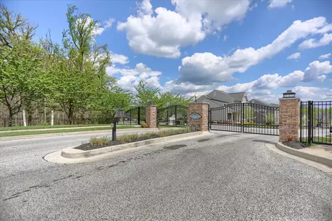 View/Area - 6910 Summit Cir, Baltimore, MD 21239 photo 1 of 1