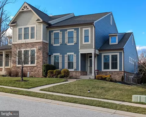 6910 Summit Cir, Baltimore, MD 21239