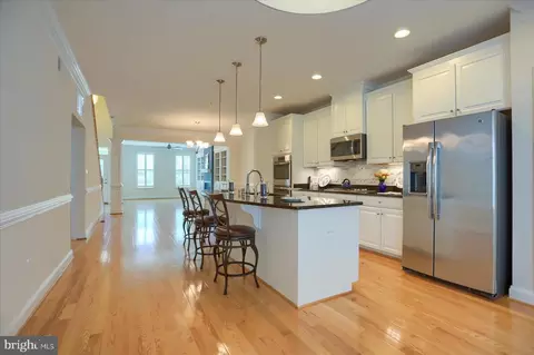 Kitchen - 6910 Summit Cir, Baltimore, MD 21239 photo 2 of 3