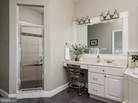 Bath - 9003 Chesapeake Ave, Sparrows Point, MD 21219 photo 3 of 4