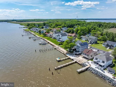 View/Area - 9003 Chesapeake Ave, Sparrows Point, MD 21219 photo 14 of 17