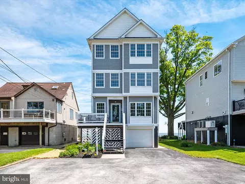 Exterior - 9003 Chesapeake Ave, Sparrows Point, MD 21219 photo 1 of 10