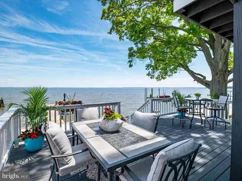 Exterior - 9003 Chesapeake Ave, Sparrows Point, MD 21219 photo 5 of 10