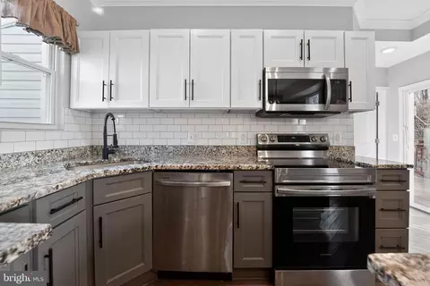 Kitchen - 418 1st Ave, Halethorpe, MD 21227 photo 3 of 3