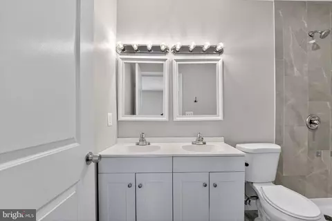 Bath - 418 1st Ave, Halethorpe, MD 21227 photo 2 of 3