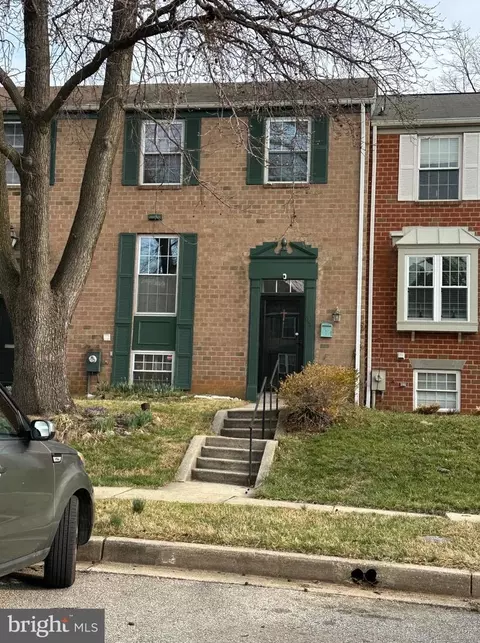35 Blondell Ct, Lutherville Timonium, MD 21093