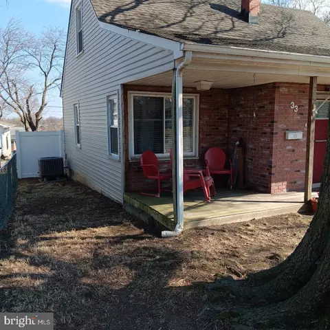 Exterior - 33 Left Wing Dr, Middle River, MD 21220 photo 2 of 5