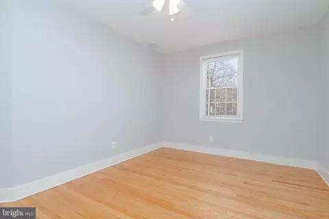 Bedroom - 136 Dumbarton Rd, Baltimore, MD 21212 photo 4 of 6
