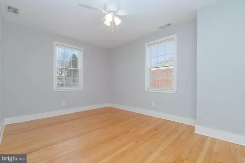 Bedroom - 136 Dumbarton Rd, Baltimore, MD 21212 photo 3 of 6