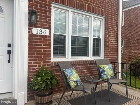 Exterior - 136 Dumbarton Rd, Baltimore, MD 21212 photo 2 of 6