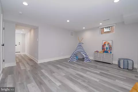 Other - 136 Dumbarton Rd, Baltimore, MD 21212 photo 8 of 13