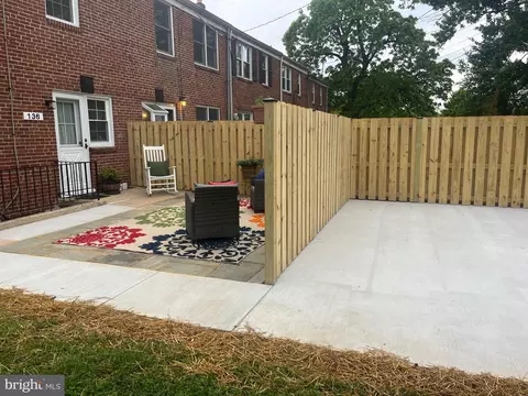 Exterior - 136 Dumbarton Rd, Baltimore, MD 21212 photo 4 of 6