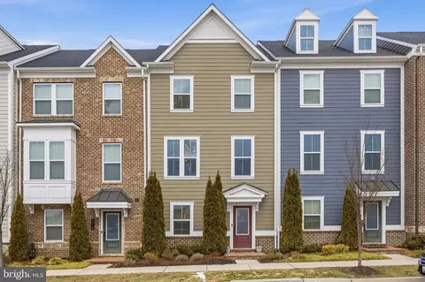 Exterior - 6312 Osterley St, Middle River, MD 21220 photo 1 of 5