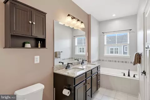 Bath - 6312 Osterley St, Middle River, MD 21220 photo 2 of 3