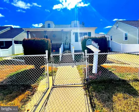 310 Pinewood Rd, Dundalk, MD 21222