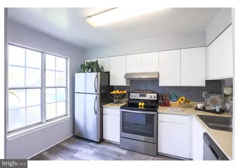 2305 Kevsway Ct, Windsor Mill, MD 21244