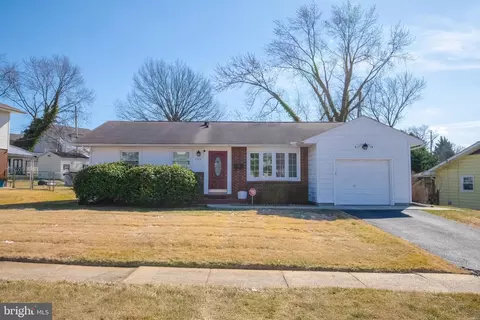 1324 Chapel Hill Dr, Rosedale, MD 21237