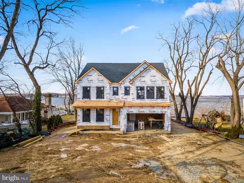 1158 E Riverside Ave, Essex, MD 21221