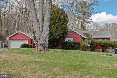 11330 Glen Arm Rd, Glen Arm, MD 21057