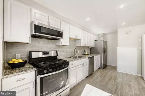 Kitchen - 1009 Circle Dr, Halethorpe, MD 21227 photo 1 of 2