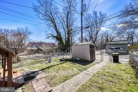 Exterior - 1009 Circle Dr, Halethorpe, MD 21227 photo 4 of 4