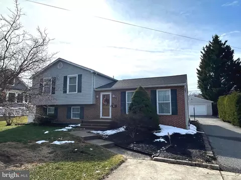 13 Cinder Rd, Lutherville Timonium, MD 21093