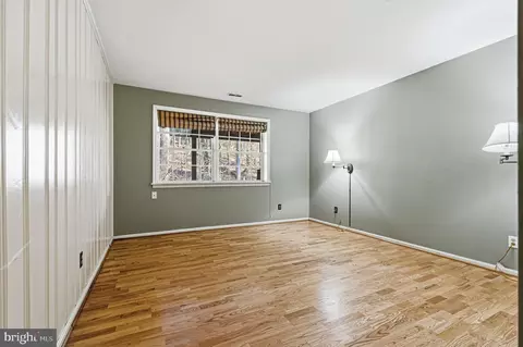 Bedroom - 901 Navy Rd, Towson, MD 21204 photo 3 of 5