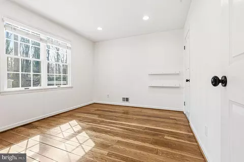 Bedroom - 901 Navy Rd, Towson, MD 21204 photo 1 of 5