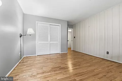 Bedroom - 901 Navy Rd, Towson, MD 21204 photo 4 of 5