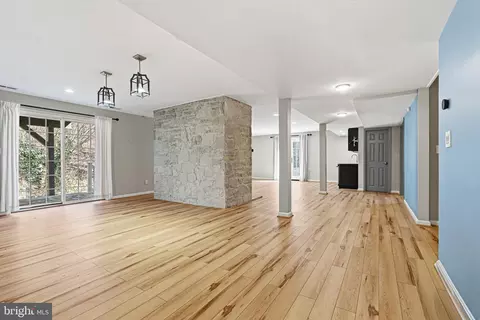 Living - 901 Navy Rd, Towson, MD 21204 photo 5 of 5