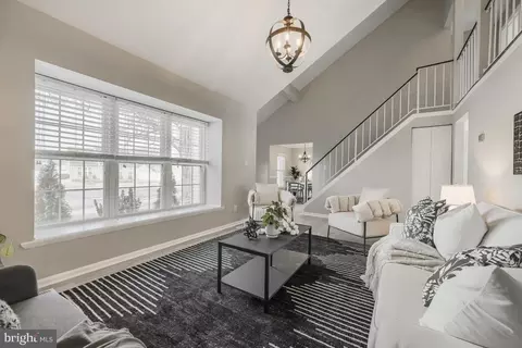 9 Mira Ct, Middle River, MD 21220