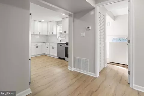 Entry Way - 66 Transverse Ave, Middle River, MD 21220 photo 3 of 12