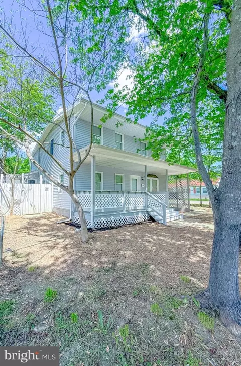 Exterior - 66 Transverse Ave, Middle River, MD 21220 photo 4 of 7