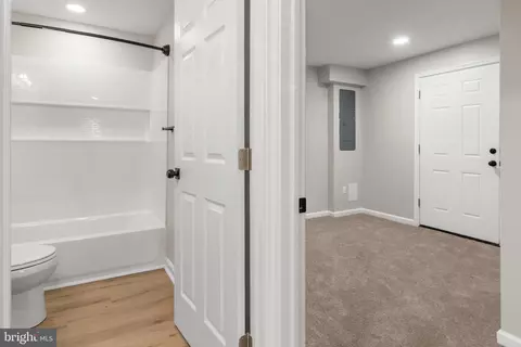 Entry Way - 66 Transverse Ave, Middle River, MD 21220 photo 11 of 12