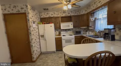 9127 Todd Ave, Fort Howard, MD 21052 photo 3