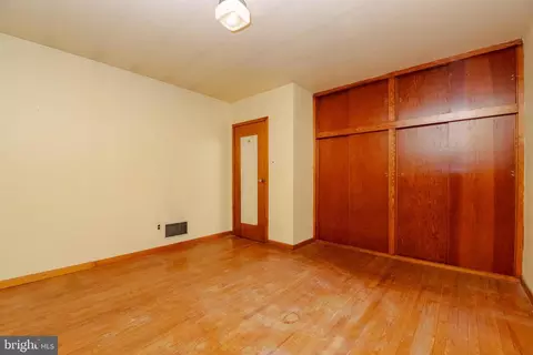 Bedroom - 12709 Eastern Ave, Middle River, MD 21220 photo 2 of 12