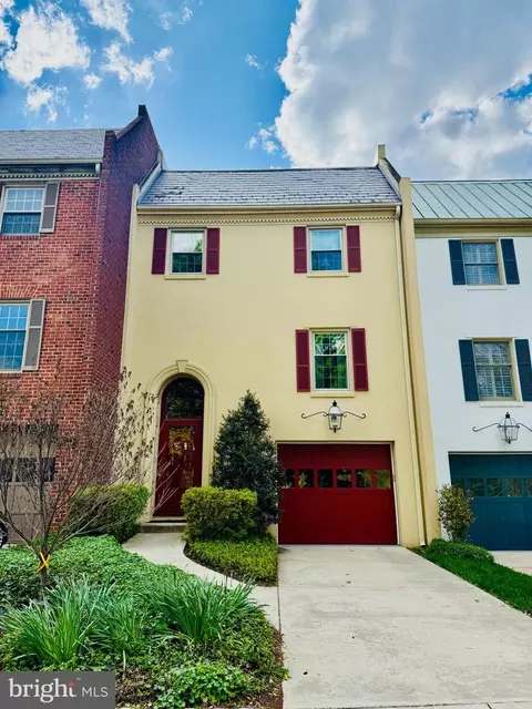 6 Hume Ct #24, Towson, MD 21204