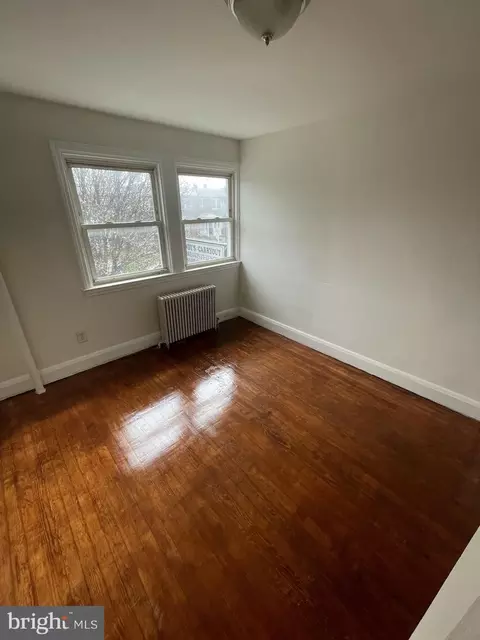 100 Willow Spring Rd, Dundalk, MD 21222