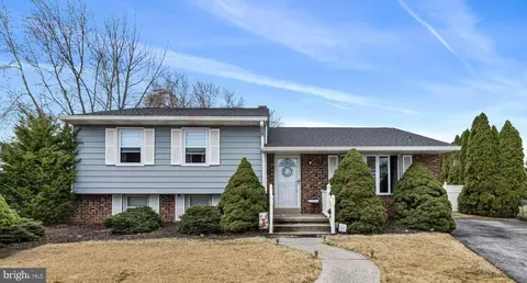 9202 Santa Rita Rd, Nottingham, MD 21236